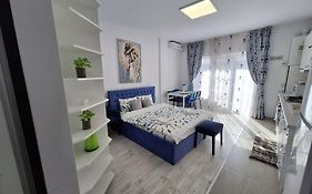 Mirvana Apartments Allure Studio